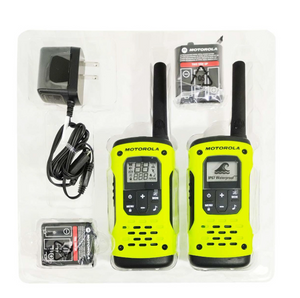 Two-Way Radio Motorola Talkabout T600, Up to 35 Miles (56 km), with Dual Power Option, Walkie Talkie 2-Pack