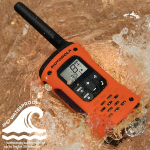 Motorola T605 H2O Two-Way Radio up to 35 Miles, 22 Channels