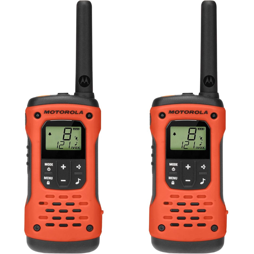 Motorola T605 H2O Two-Way Radio up to 35 Miles, 22 Channels