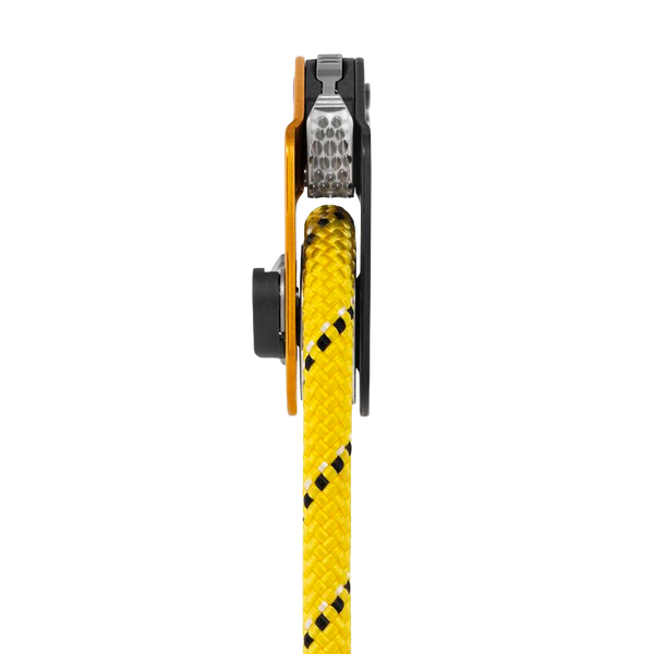 Petzl Mini Traxion Progress Capture Pulley Compact and High-efficiency ...
