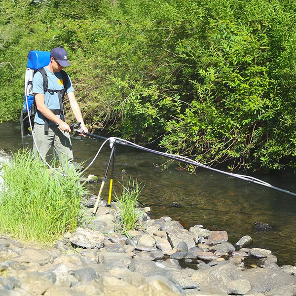 Smith-Root eDNA Telescopic Sampling Pole ²⁶ - BIOWEB USA