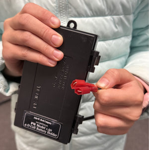 4 D-Cell External Battery Holder Model 1.50 for 6V Traps
