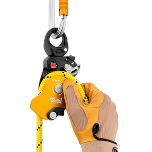 Petzl Pro Traxion Progress Capture Pulley with Swivel and Loss-resistant